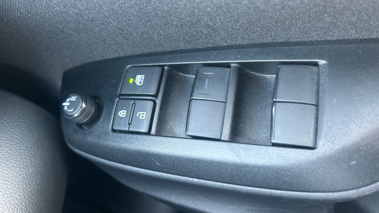 Toyota Yaris 1.5 Hybrid Design 5dr CVT Hybrid Hatchback